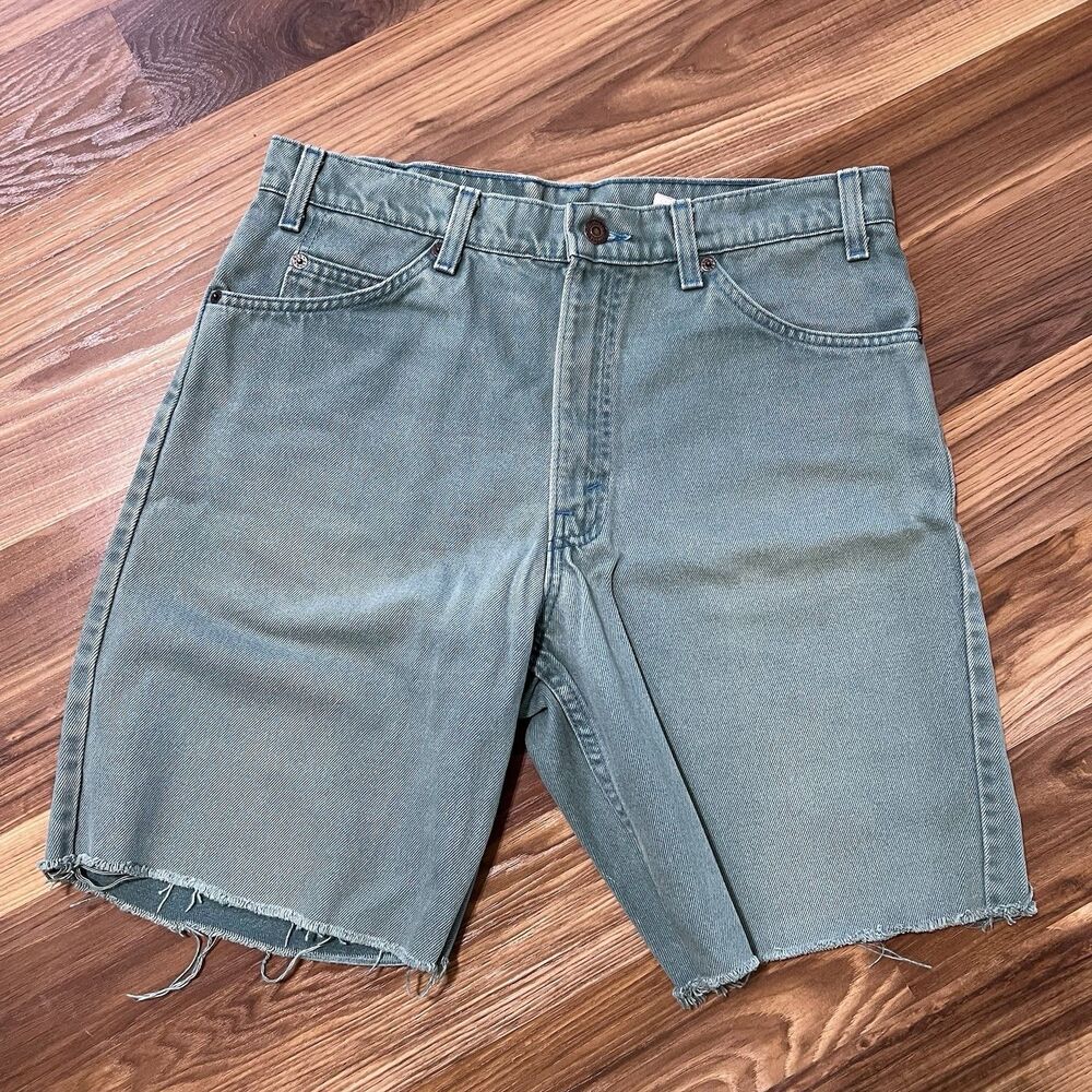 Men’s Vintage Levi’s 550 Size 33 Cut Off Shorts Rare Color! Teal Mint Blue Denim